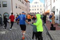 1.-Stadtlauf-Muehldorf-2025-BAYERISCHE-LAUFZEITUNG-138
