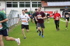 2025-09-Holzlandlauf-Reischach-BAYERISCHE-LAUFZEITUNG-6