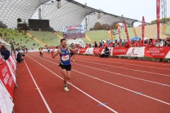 Generali-Muenchen-Marathon-2022-BAYERISCHE-LAUFZEITUNG-164