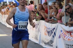 Halbmarathon-Altoetting-2025-BAYERISCHE-LAUFZEITUNG-111