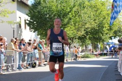 Halbmarathon-Altoetting-2025-BAYERISCHE-LAUFZEITUNG-121