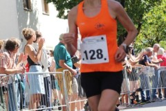 Halbmarathon-Altoetting-2025-BAYERISCHE-LAUFZEITUNG-130