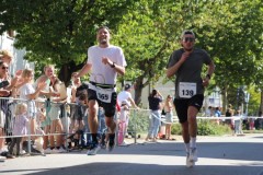 Halbmarathon-Altoetting-2025-BAYERISCHE-LAUFZEITUNG-132