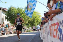 Halbmarathon-Altoetting-2025-BAYERISCHE-LAUFZEITUNG-133