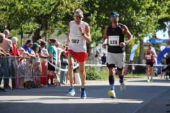 Halbmarathon-Altoetting-2025-BAYERISCHE-LAUFZEITUNG-139