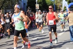 Halbmarathon-Altoetting-2025-BAYERISCHE-LAUFZEITUNG-14