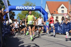 Halbmarathon-Altoetting-2025-BAYERISCHE-LAUFZEITUNG-37