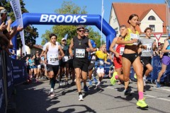 Halbmarathon-Altoetting-2025-BAYERISCHE-LAUFZEITUNG-38