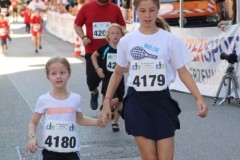 Halbmarathon-Altoetting-2025-BAYERISCHE-LAUFZEITUNG-56