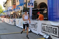 Halbmarathon-Altoetting-2025-BAYERISCHE-LAUFZEITUNG-59