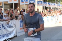 Halbmarathon-Altoetting-2025-BAYERISCHE-LAUFZEITUNG-60