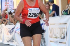 Halbmarathon-Altoetting-2025-BAYERISCHE-LAUFZEITUNG-89
