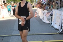 Halbmarathon-Altoetting-2025-BAYERISCHE-LAUFZEITUNG-98