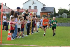 Volksfestlauf-Bonbruck-2025-BAYERISCHE-LAUFZEITUNG-17